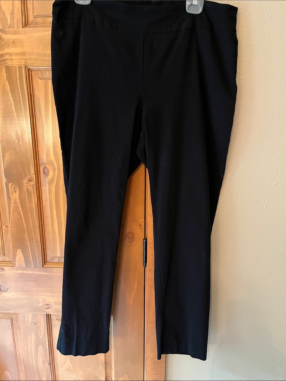 Dana Buchman Black Straight Ponte Pants